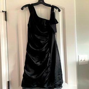 Vera Wang dress! Beautiful little black dress
